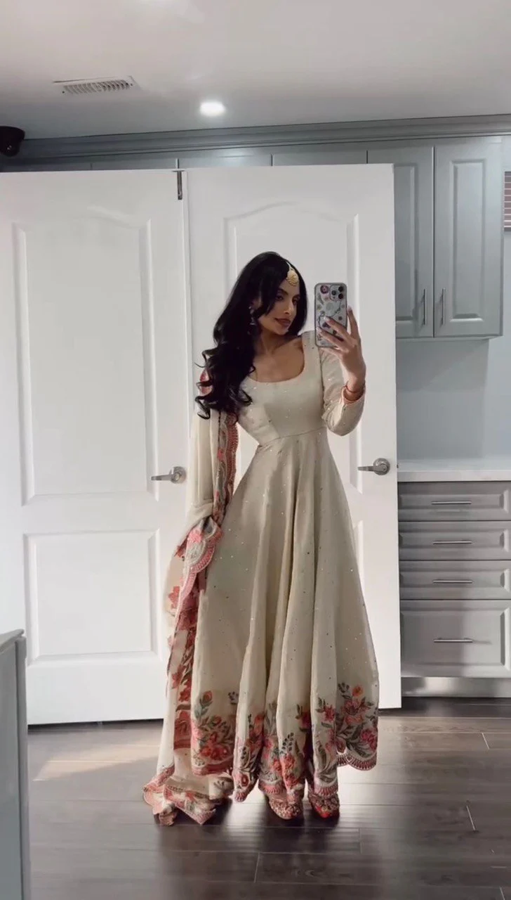 Aarushi Heavy Pure Vichitra Silk Gown - Image 3