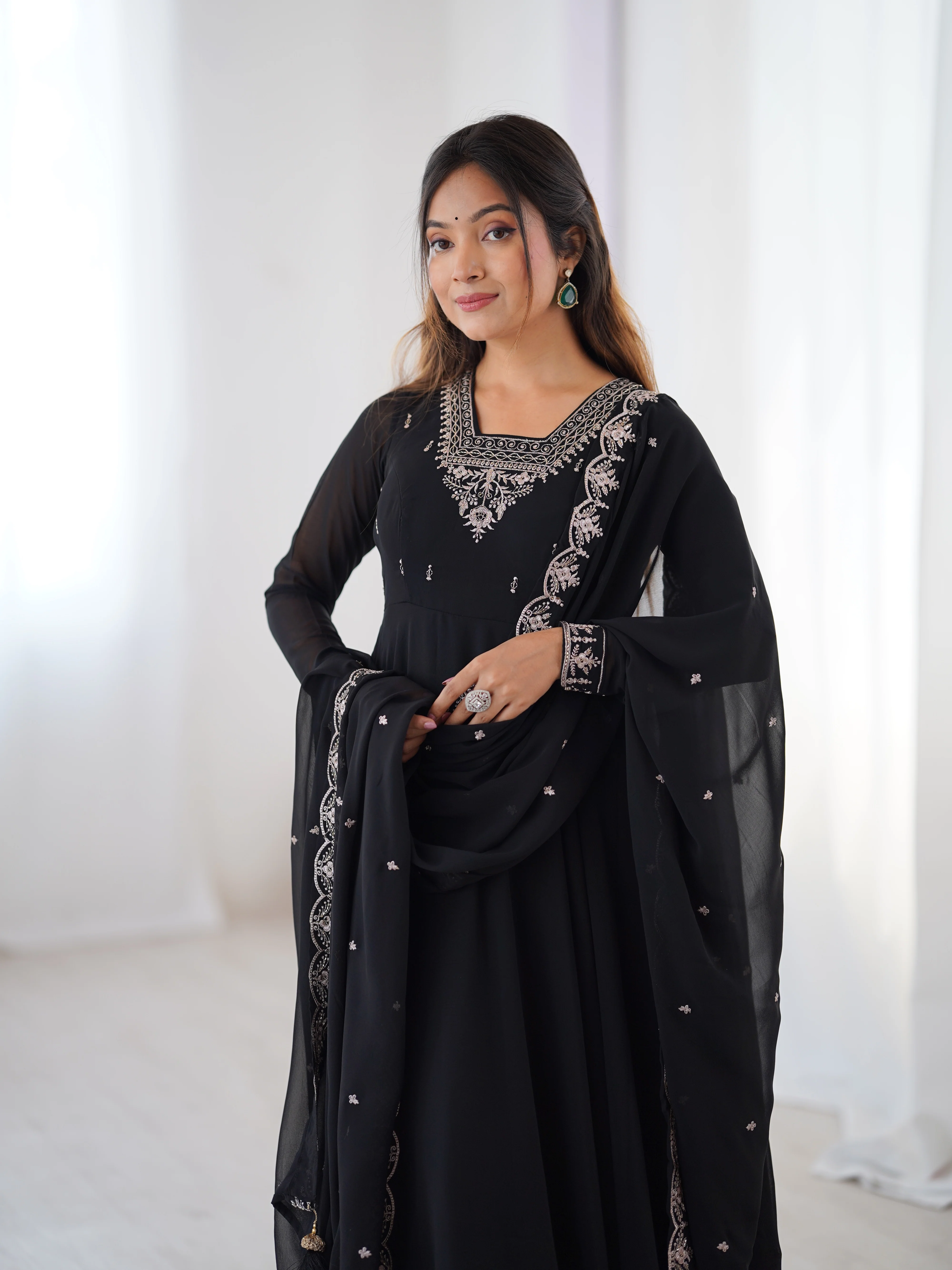 Black Color Georgette Embroidered Three Piece Anarkali Suit - Image 4