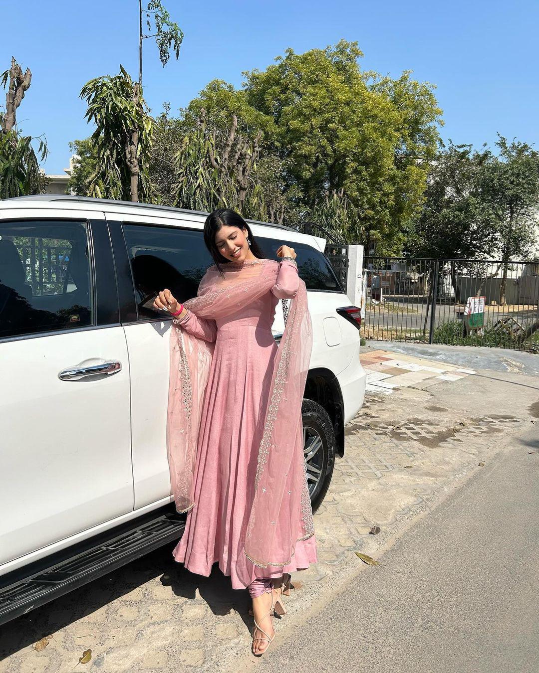 Delightful Light Pink Anarkali Gown With Net Dupatta - Image 2
