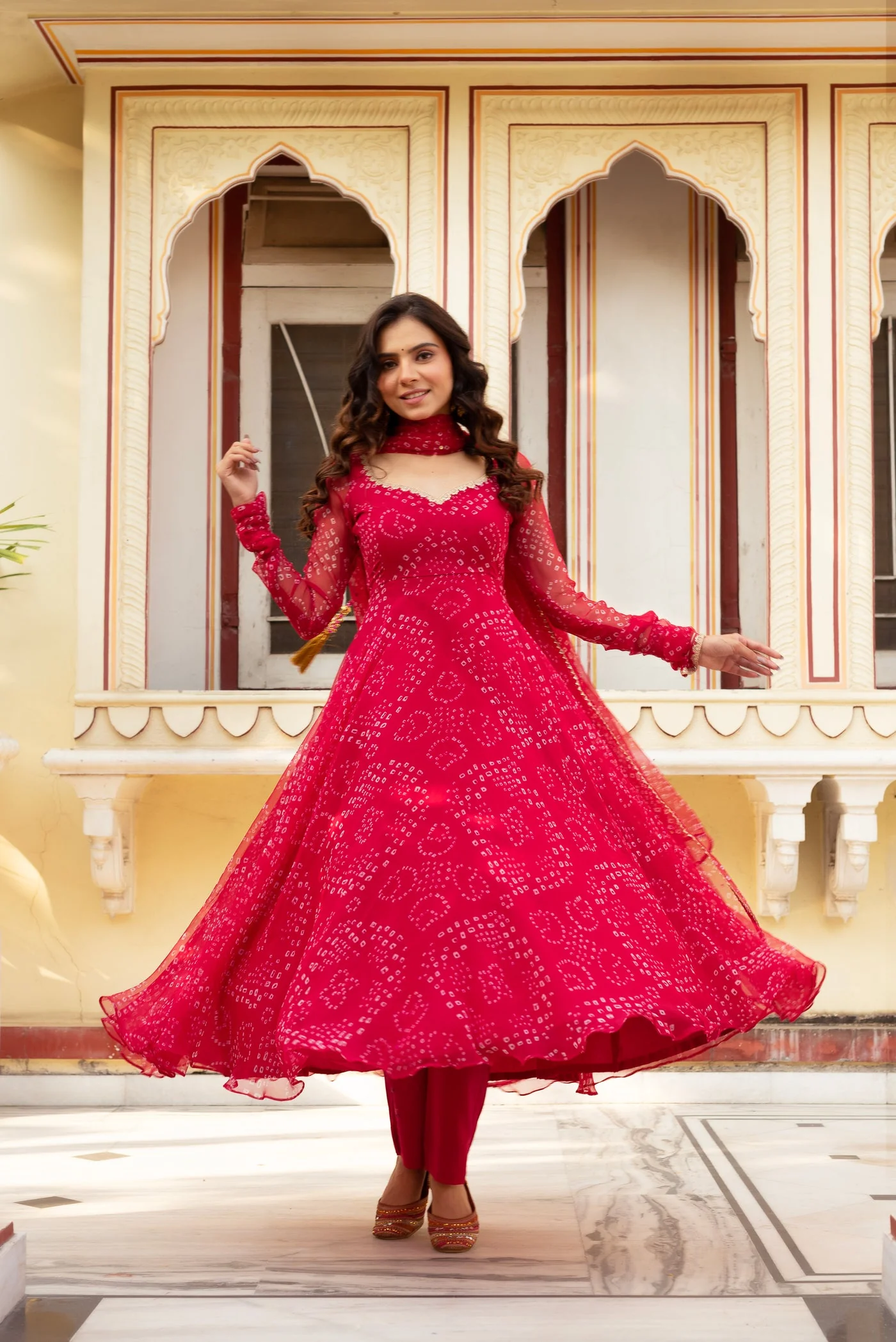 Elegant Georgette Bandhani Anarkali Suit with Dupatta for Special Occasions - Image 3
