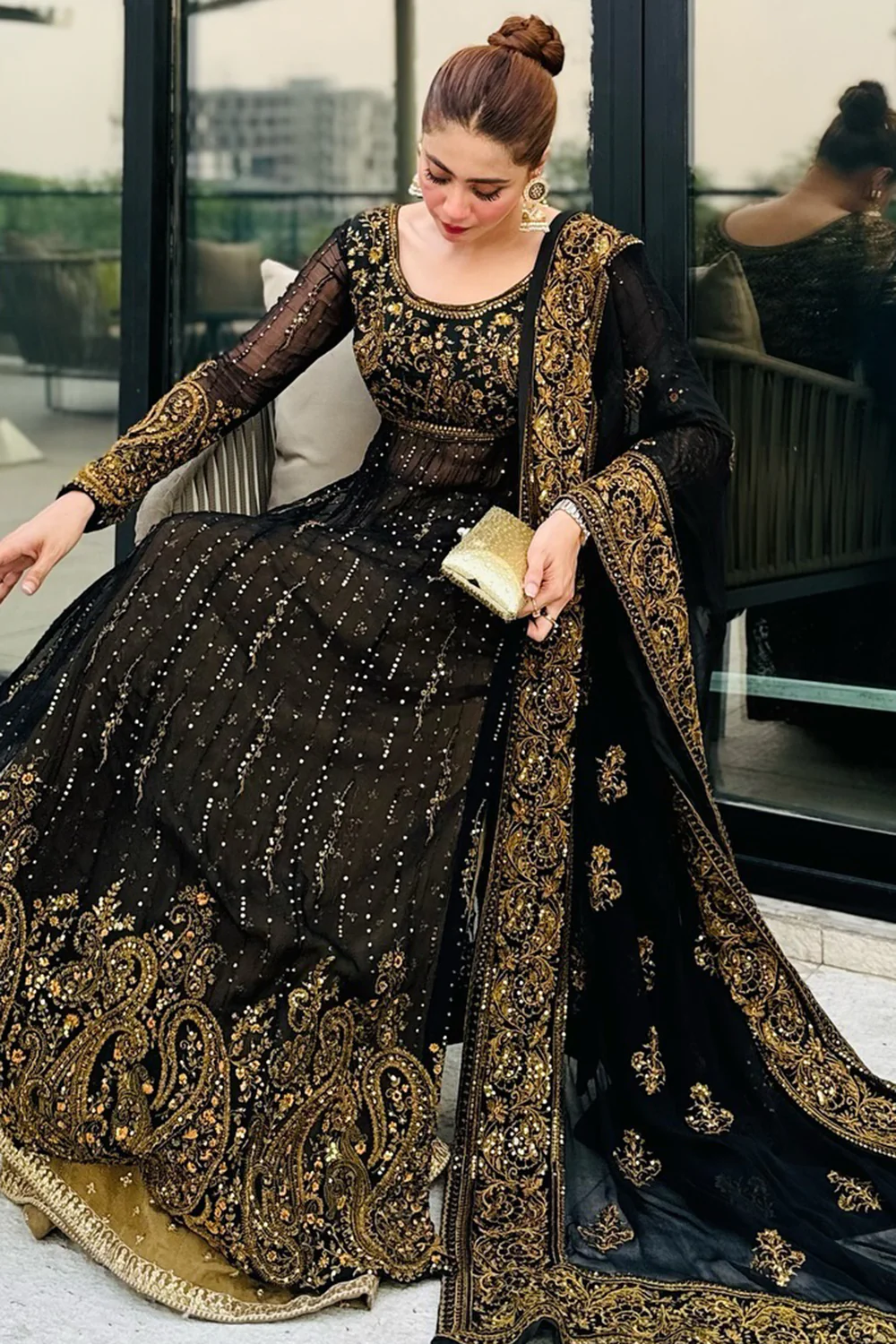 Embroidered Black & Gold Eid Suit Pakistani Salwar Suit Kameez Dress - Image 2