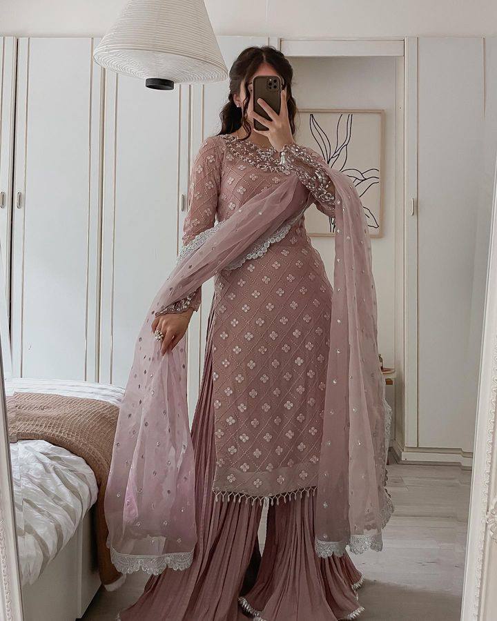 Jiana Peach Georgette Embroidered Kurta Palazzo Sets - Image 4