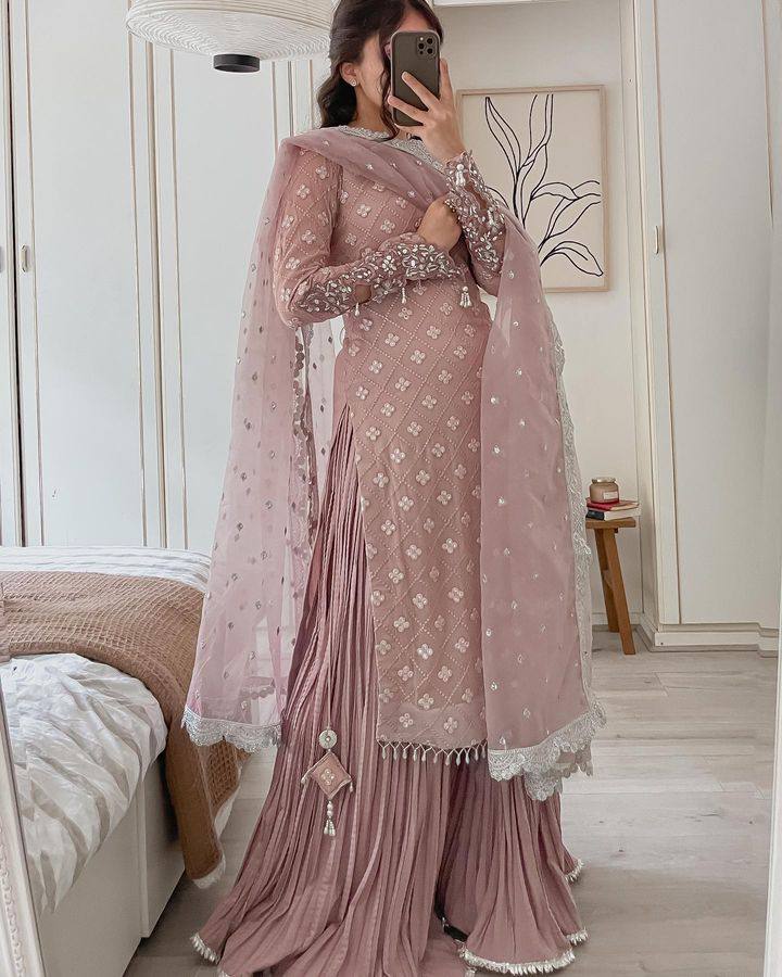 Jiana Peach Georgette Embroidered Kurta Palazzo Sets - Image 5