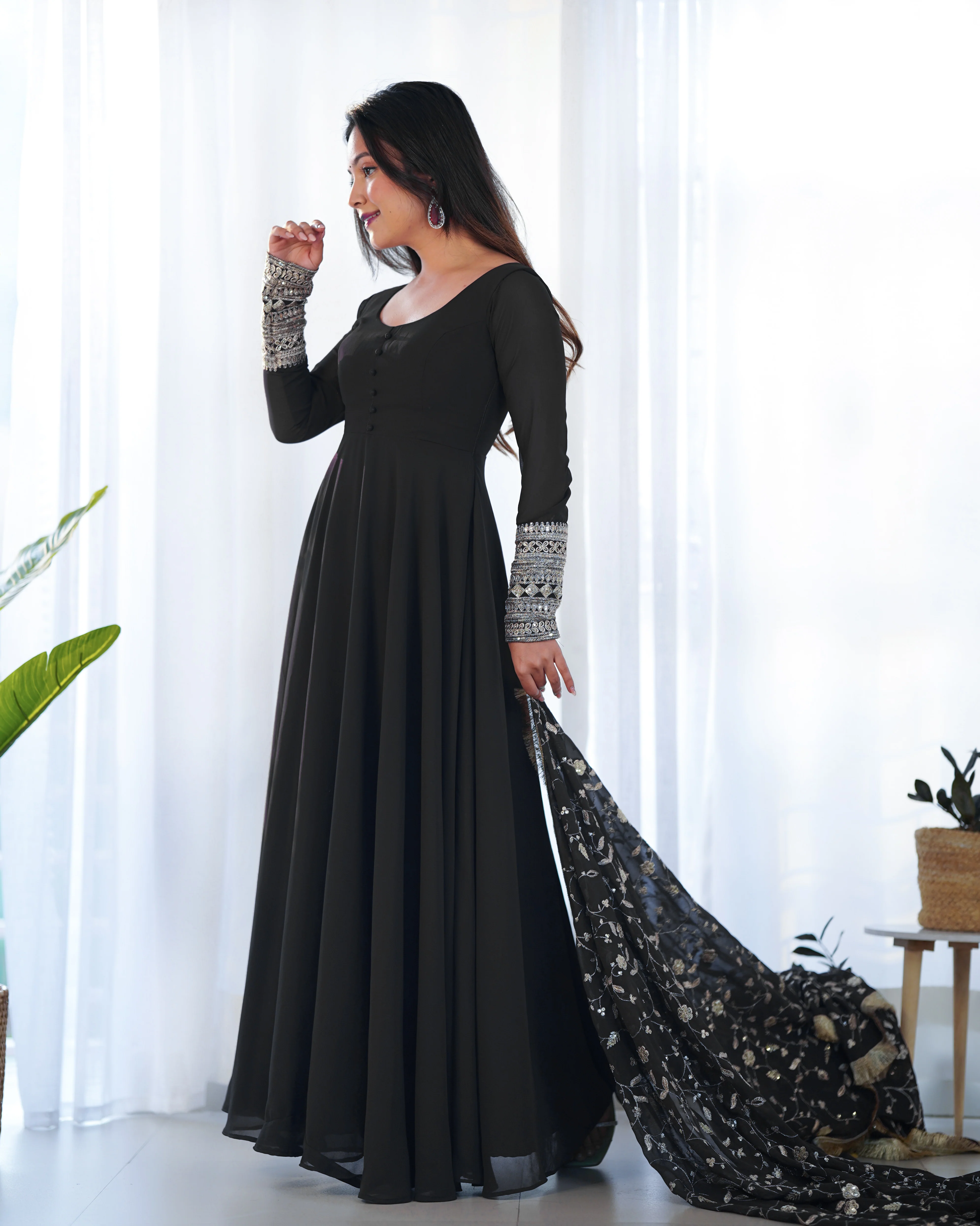 Presenting Black Georgette Gown Dupatta Full Set With Pent Ready To Wear - Image 4