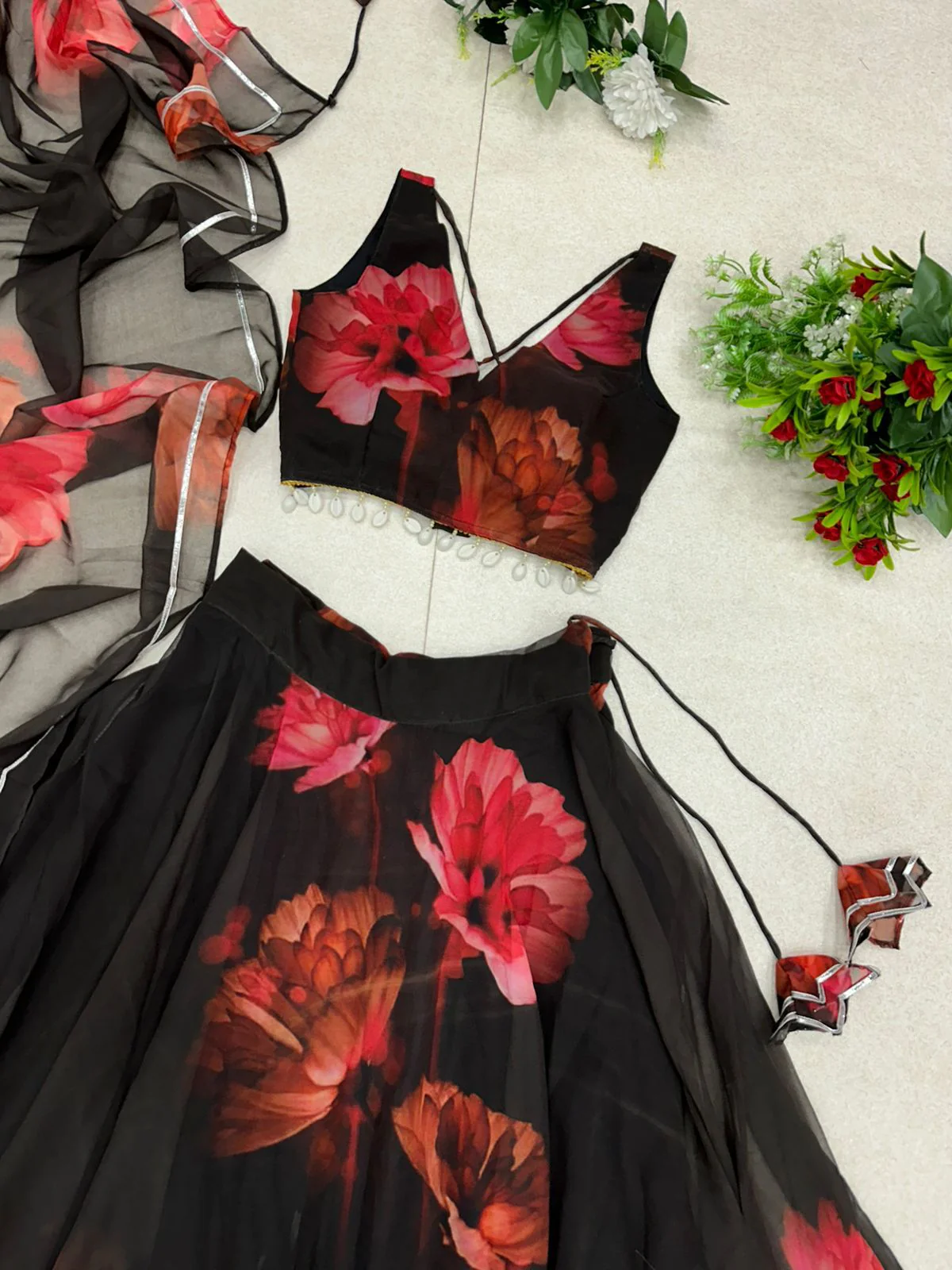 Red Digital Printed Black Color Pretty Lehenga Choli - Image 3