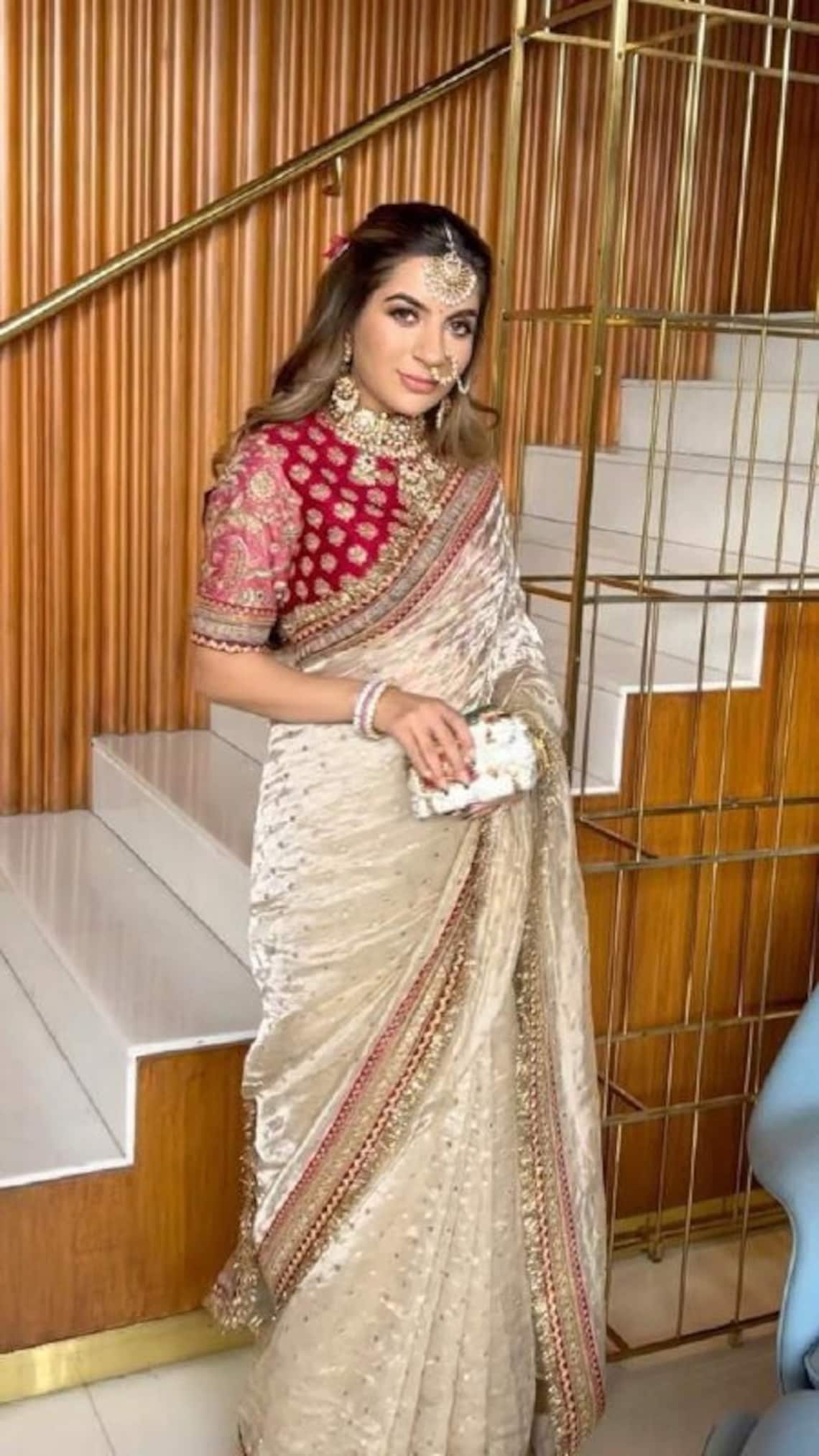 Off White Organza Ilk With Embroidery Thread + Sequence Butti Work Saree - Image 3