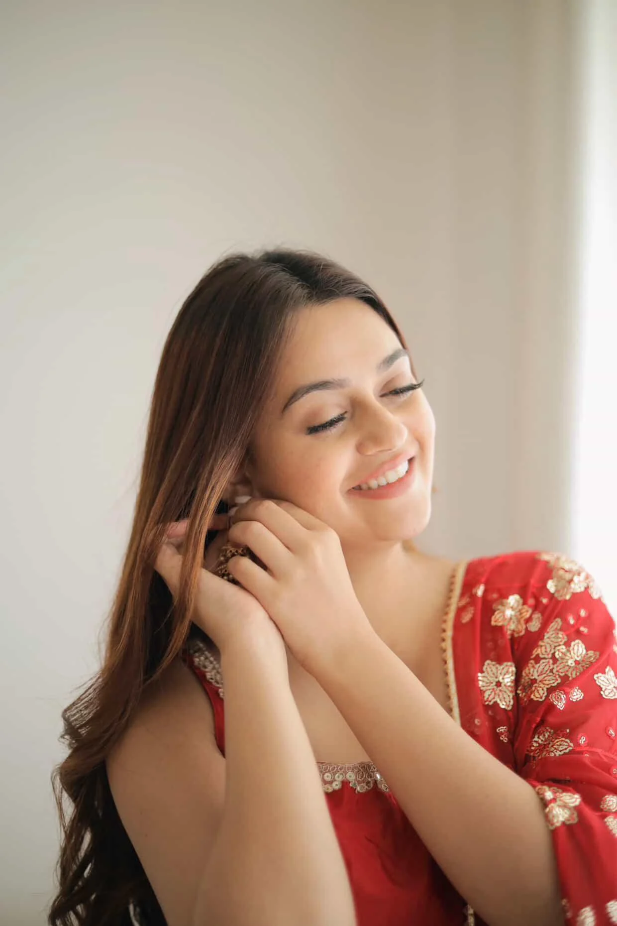 Vaishnavi Rao Manjula Maroon Anarkali Gown Suit Set - Image 10