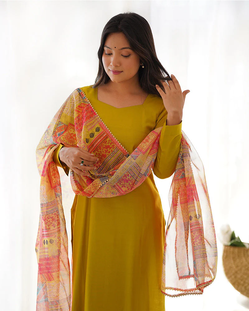 Pure Soft Heavy Viscose Ready To Wear Three Piece Kurti Suit - Image 2